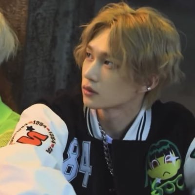 홀리 몰리! If you can’t impress them with ur brilliance, baffle them with your bullshit ⋆。°✩ carrd in pin