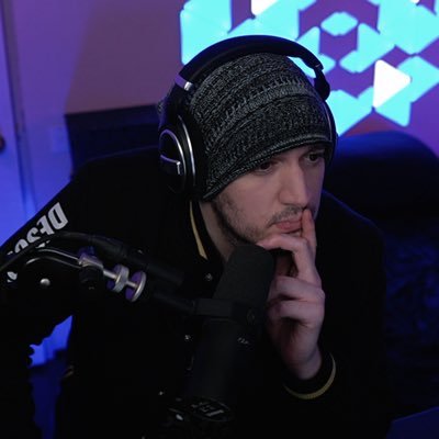 Streamer @Twitch_ANZ • Powered by @AORUS_ANZ • @NvidiaGeForce Partner • $45,415 raised for @GameOn_Cancer • Contact: descryau@gmail.com - EPIC Code: DESCRY