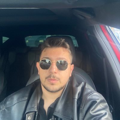 dogukanusta_'s profile picture. mutlu olmamaktan zevk alıyorum