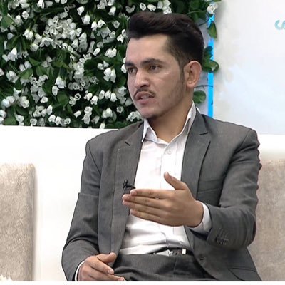 عاشق همه باش معشوق یکی! سید حشمت سادات راه ارتباطی شما با ما ⬅️ واتساپ (0780073884)