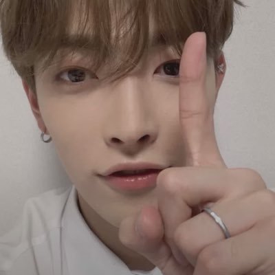 yunpooks's profile picture. professional hchcng fart eater