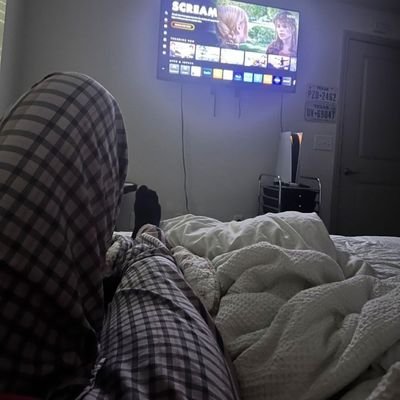 BMinjarez12764's profile picture. 