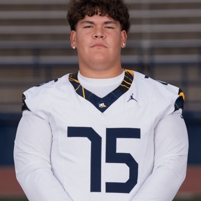 LazarinSteven's profile picture. Eastwood HS 26' | 6"2' | 335 lbs | O-Line