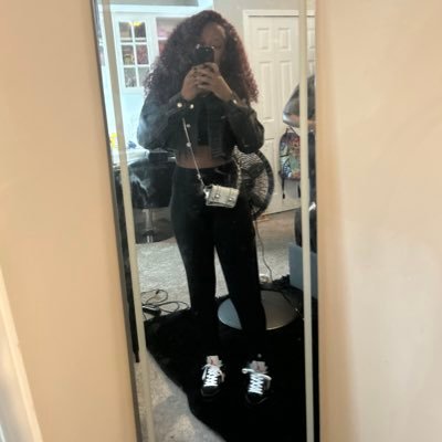 morganlollll's profile picture. idk , but hey.