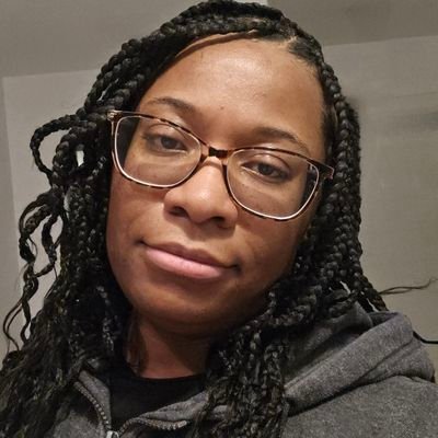 IT Specialist. Fmr web editor at the Smithsonian and HistoryNet. Lightsabersmith and Gundam mechanic. Mostly tweet about video games, tech and movies. She/Her.