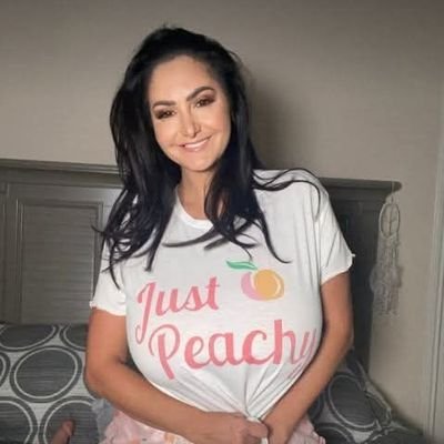 CBellashaw68598's profile picture. just me..