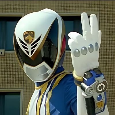 The Freak of a Thousand Changes | Film, Comic book, and Ben 10 enthusiast | He/Him | ✡️
Letterboxd: https://t.co/ZDAYYAJ9bA