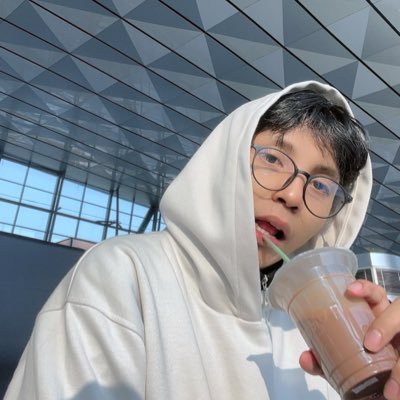 ʀᴇᴍᴇᴍʙᴇʀ اَلله • Logic in my mind, art in my hands, love in my roots, light in my path.