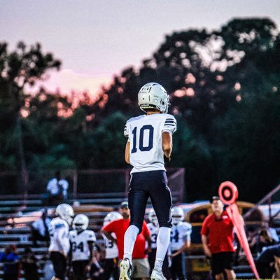 Tradition Preparatory High School ~ |Class of 26’|~ Wr/FS~ Long Jump: 6’23ft~ 6’2 155 ~ 3.9 unweighted GPA Email:Ameer.guz511@gmail.com