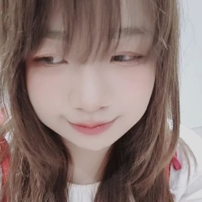 Vizardza's profile picture. (๑º△º๑)พี่จอจานที่ชื่อยากๆหน่อย
#NoeyBNK48 
|||
