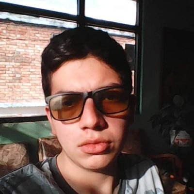 Me llamo Yenson Stiven Cuta Sanabria. Tengo 24 años y vengo de un municipio llamado Gámeza, ubicado en el departamento de Boyacá.
