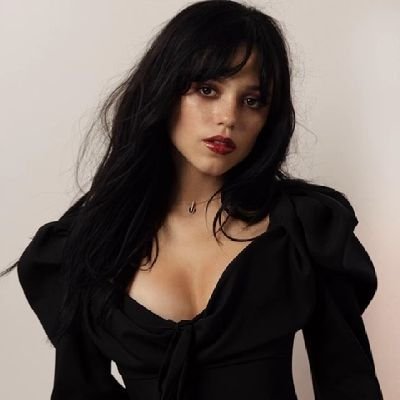 ✨ Wenclair & Supercorp
🌈 Bissexual
🦇 DC Comics nerd
🥋 Faixa Branca de BJJ
🎶 Video Games — Lana Del Rey