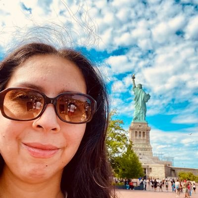 priscillitate's profile picture. Chilean-American. Native Washingtonian. Go Ravens & Commanders ! 🏈    All opinions my own.