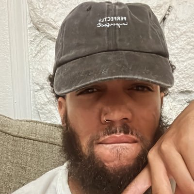 TheWorldIsUrs__'s profile picture. 1 of 1 | BELIEVE THE HYPE