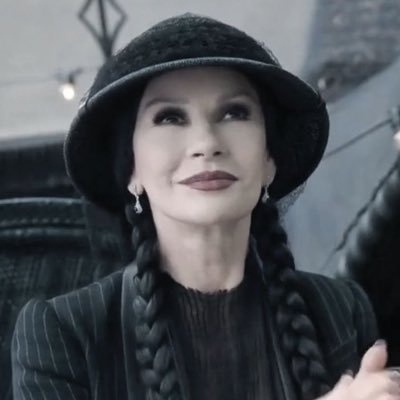 In my Delusional World 💫|| My Women: #CatherineZetaJones , #CateBlanchett || Catherine Viewed || MILFs Supremacy ||🇲🇾🏴🇦🇺