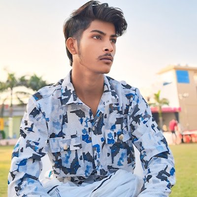 yati64639's profile picture. 