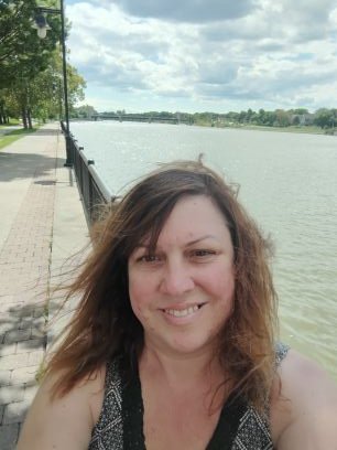 astridoleander's profile picture. Teacher