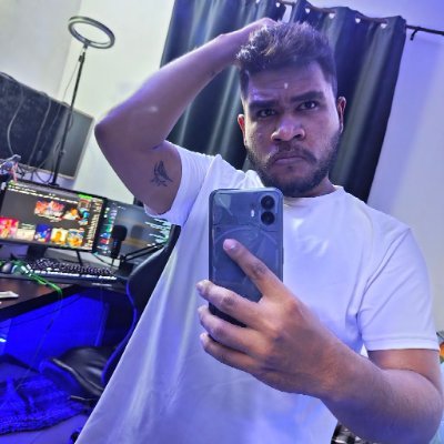 Razor32_'s profile picture. I just play Rust
https://t.co/YB7TYTKxh9
https://t.co/1i78oyw95Z