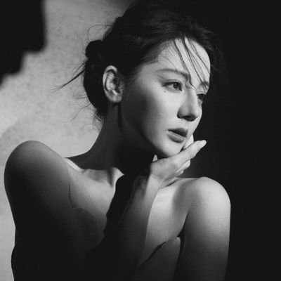 中文 ENG RP. ─ 1992 ┊ Cherry top girl ⭑ 在新疆发生的最好的事 Dilraba Dilmurat 《 迪丽热巴 》⭑ 我永远的爱,张艺兴 ⭑ 简介:一只喜欢默默表演的小透明 ⭑ 关键词: #⃝小热巴 ❦︎