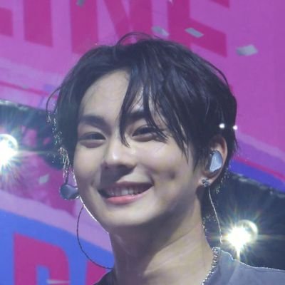 aniretriani's profile picture. it's gonna be a brighter day