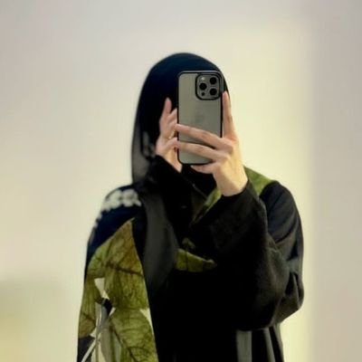 samira_e1373's profile picture. یک دختر خوب
باید مغرور باشه
البته مقابل نامحرم!👌