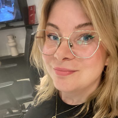 bety340's profile picture. Bahçeşehir University 👩‍💻