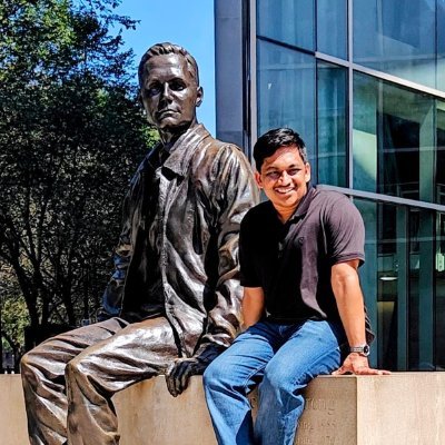 Chemical Engineer, PhD | Fluid and Stat Mech, History, Philology, Football | Octaglot.