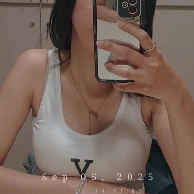 vodckagimmey's profile picture. F 3x | Petite Slim | Looking for some fun | Kinky Gf | Interest in 3s, 4s, sw, gb ~ Any bi F? | Anime lover | Jakarta