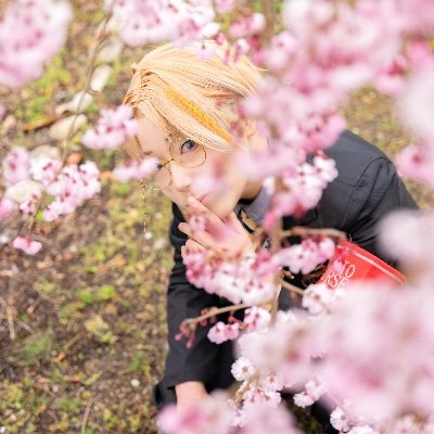 自分の好きな事を呟いてる雑多なアカウントです。最近はコスプレをしてます。写真の人は現実にはいません(ゴリゴリに加工しております)