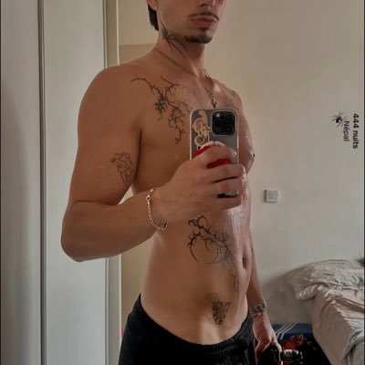 22yo🇫🇷 ⠀⠀⠀⠀⠀⠀⠀⠀⠀⠀ ⠀⠀⠀⠀⠀⠀⠀⠀⠀⠀⠀⠀⠀⠀ Musclé et bm 😋 ㅤ ⠀ ⠀⠀⠀⠀⠀⠀⠀⠀⠀⠀ ⠀⠀⠀⠀⠀⠀⠀ Clique si tu veux en voir plus ⤵️