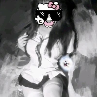 Mieeeer2's profile picture. e mới 2k10 hoiii