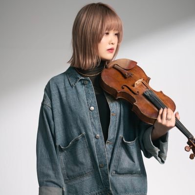 Violinist🎻Tokyo University of the Arts '23 •#KOHH『紫陽花』•#V6『雨』『家族』#Awich 『琉球愛歌』 #千葉雄嬉 Unit Bodai&Bonno 📩 b.island.inc@gmail.com