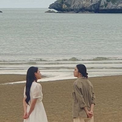 wnebabynotbaby's profile picture. :🤍) #ฟรีนเบค #FreenBecky