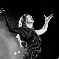 Taylor Showgirl era ❤️🔥( Taylor’s version) 💌 (@taybrina_ts) 's Twitter Profile