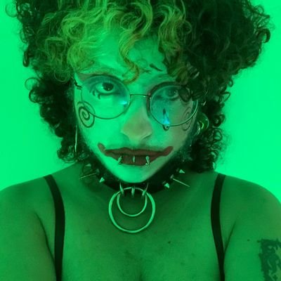 #⃝design gráfico - ufg ✷ fotógrafo ✷ nsfw: @nicko_ovr quilemeeeee