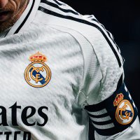 Riad ⵣ (@octogonee) 's Twitter Profile