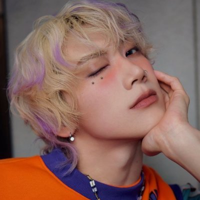 ⠀𝗍͟𝗋𝖺͟𝗇͟𝗌masc guy,21!y 𝗵𝗲/they · rolplayer en decadencia︰oc's, 𝖕kmn, 𝖒h, 𝟑𝒅. bookworm; dark themes + fantasy plots ✧ 𝒓oh 𝓳ae 𝒘on lover. ♡ 𝗮𝗹𝘁: @tragicusexitus