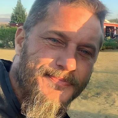 WilliamsCh54455's profile picture. Australian actor  known for his starring role as Ragnar Lothbrok in the television series Vikings💙