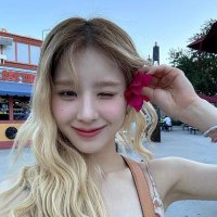 Ejinnie. (@pouxtty) 's Twitter Profile
