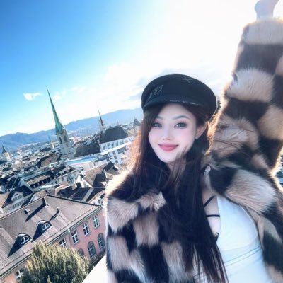 👩🏫McGill CS - NYU MFE ENFP-A 快乐小狗 Ins @Eeeeemilie