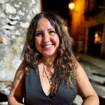 Profesora, investigadora, periodista. En la ejecutiva de FECCOO. “Ni nos domaron, ni nos doblaron ni nos van a domesticar”. #educación #comunicación #DDHH