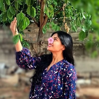Nationalist. BhÄratha Jananiya TanujÄthe ya puthri. a girl who Coddiwomples. My country gave me both good and bad, fighting out the bad while enjoying the good.