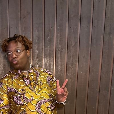 Creator @thelounge_media🎙️Speaker sur @naynayfm (link in bio ⬇️) 🏇🐝#TheLounge #NaynayFm