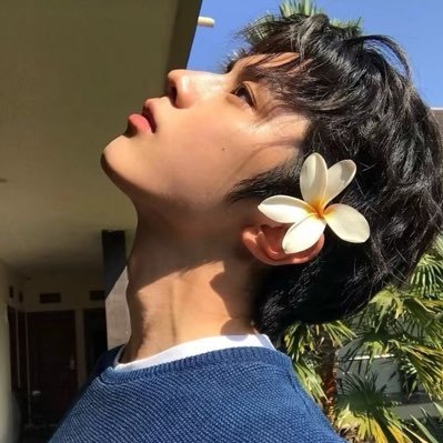 ri_nlhong's profile picture. 