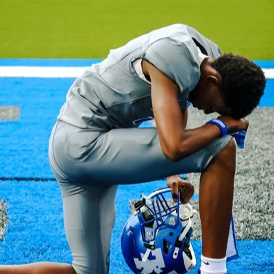 Adrian Reynolds, 6’2, ATH 152 lbs Instagram @quick1ne_ Class of 2029 x Fort Lauderdale 3.53 GPA