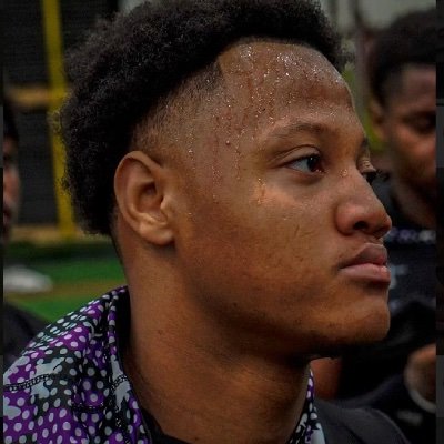6'2•220 Transfer portal QB C/O 28 smoredock2@gmail.com •@Xfactorqb NCAA ID#2310150103