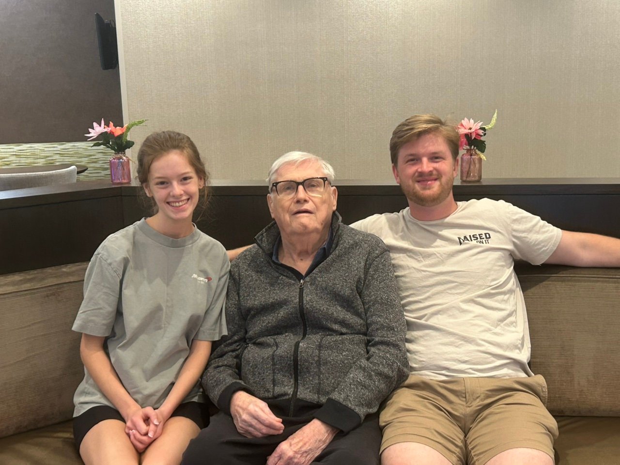 Edwiny9ys's profile picture. 