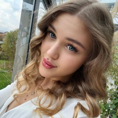 DollyyWants's profile picture. I clean up nice… but I get dirty elsewhere 🚿😈