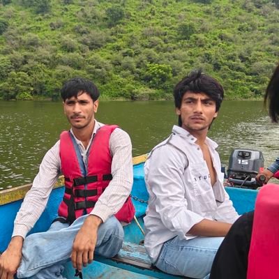 AbuHasim9813's profile picture. My life line