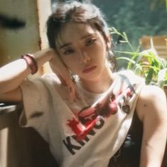 yeowomjng's profile picture. nerdy rina truther 🎸— ‘s archive of works